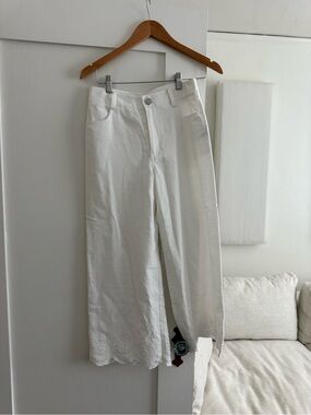 White Eyelet Hem Wide-Leg Jeans (worn once)